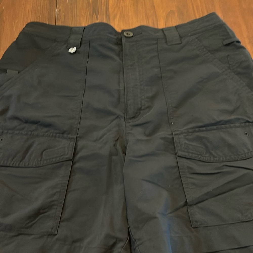 ✨Columbia PFG Summer Shorts Size L✨